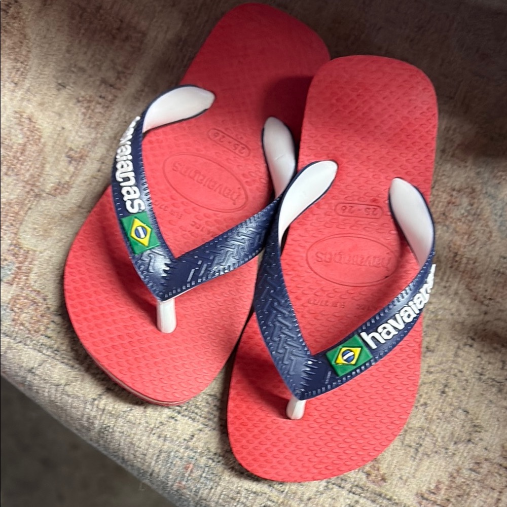 Havaianas Vibrant Red Flip Flops with Navy Straps